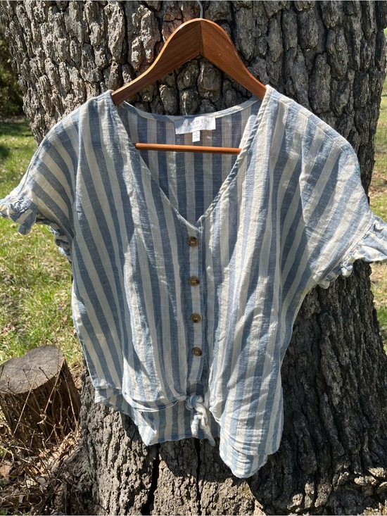 Hayden Tops - ⭐️Hayden Striped Blouse in size S